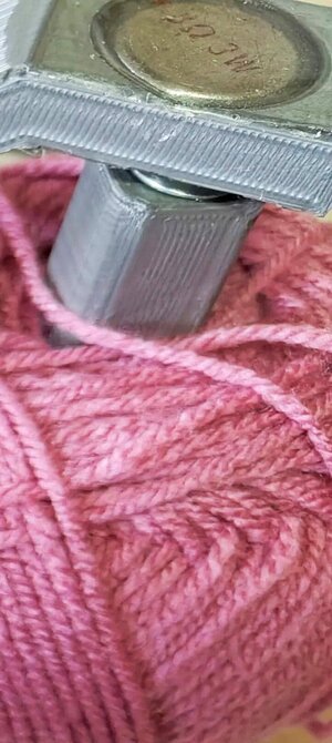 Häkelwerkzeug-Organizer mit Garnspinner | 3D-gedruckter Häkelset-Organizer | Garnhalter zum Häkeln | Aufbewahrungslösung für Häkelzubehör